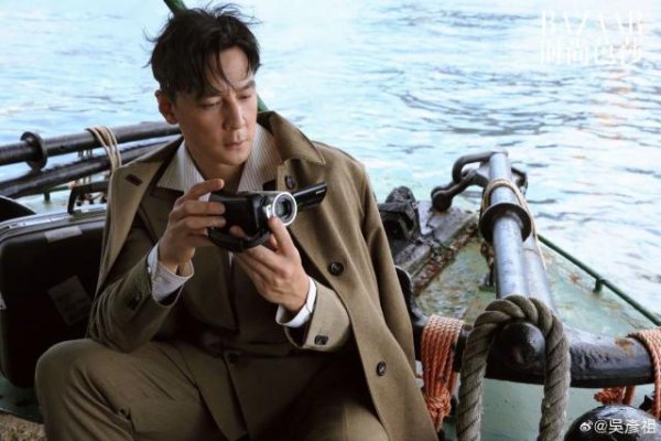 精选期货配资 50岁吴彦祖，直播一场即“消失”背后